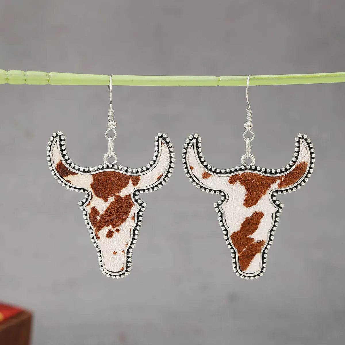 1 Pair Simple Style Cattle Alloy Drop Earrings