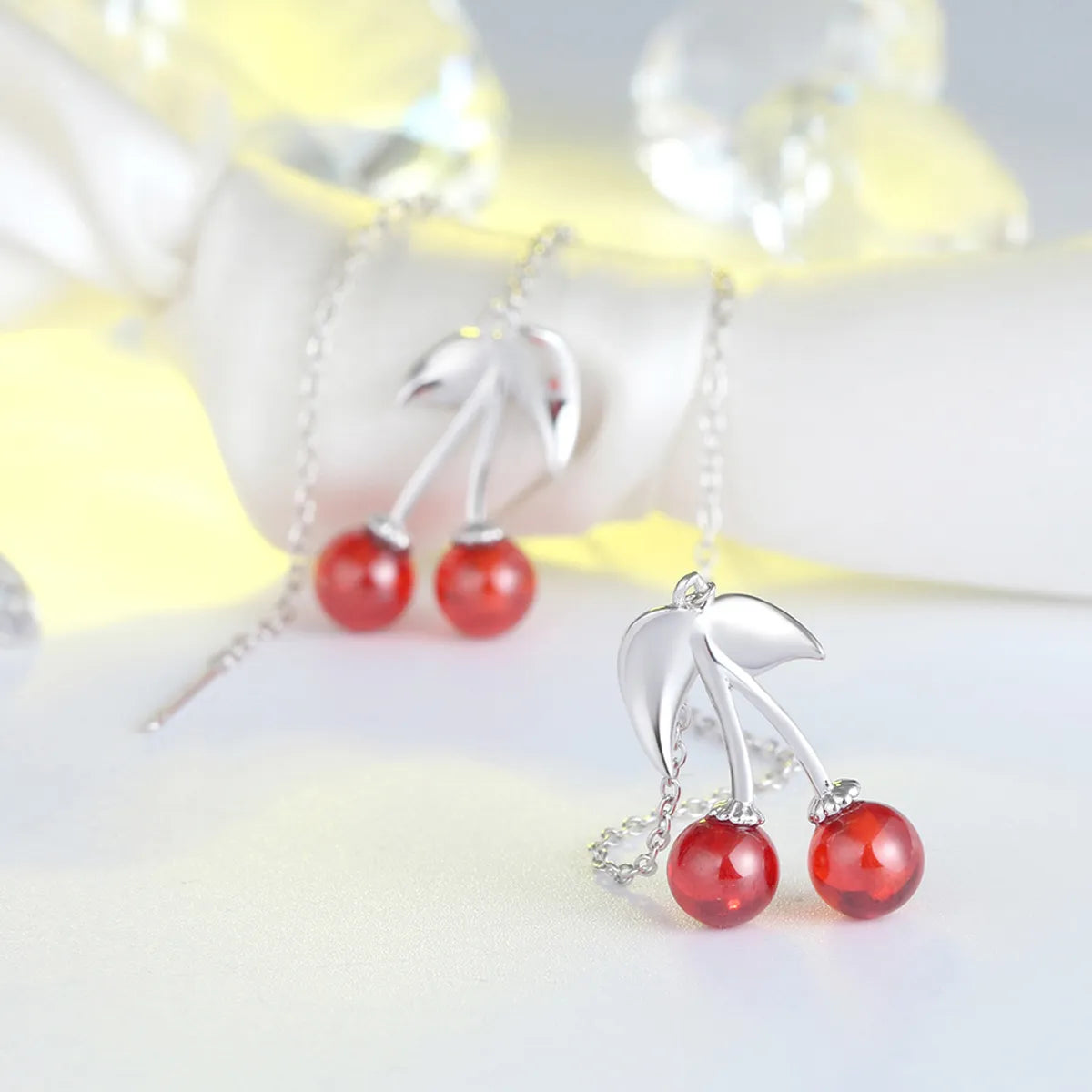 1 Pair Simple Style Cherry Plating Inlay Sterling Silver White Gold Plated Ear Line