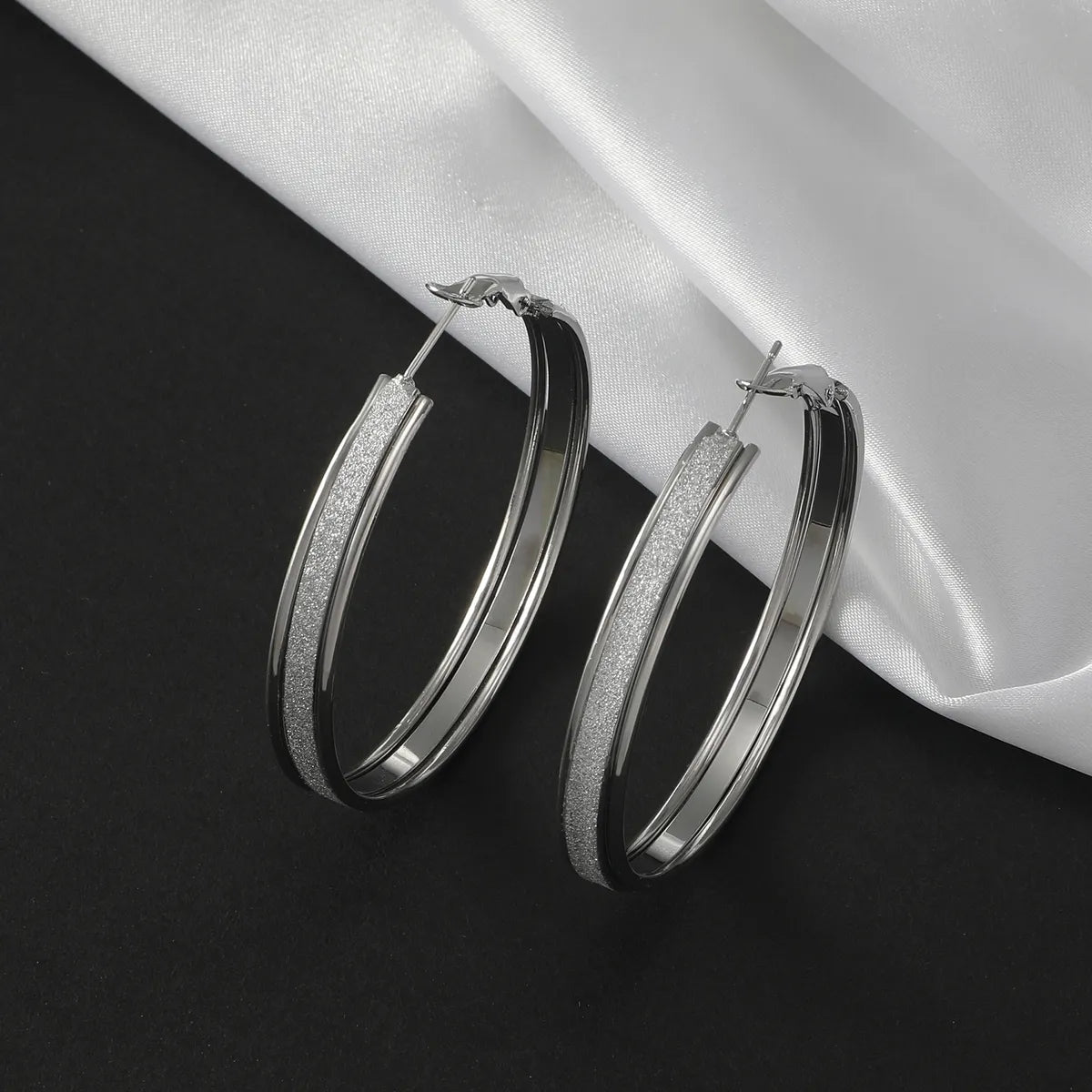 1 Pair Simple Style Circle Plating Alloy 14k Gold Plated Silver Plated Hoop Earrings