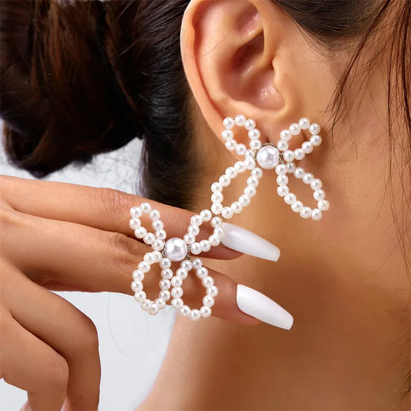 1 Pair Simple Style Classic Style Bow Knot Beaded Imitation Pearl Alloy Ear Studs