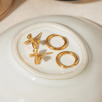 1 Pair Simple Style Classic Style Bow Knot Plating Stainless Steel 18K Gold Plated Ear Studs