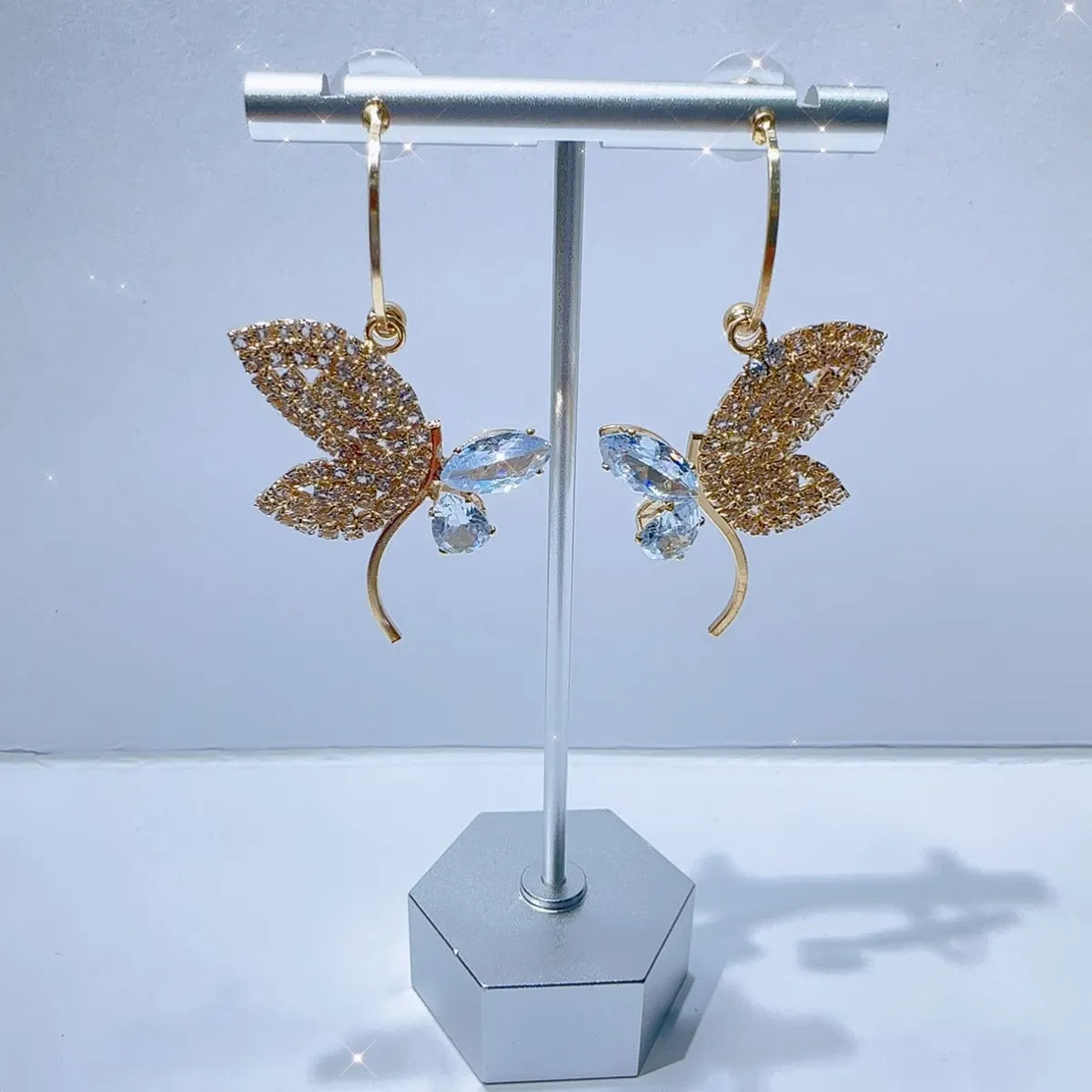 1 Pair Simple Style Classic Style Butterfly Plating Inlay Brass Rhinestones Zircon Gold Plated Drop Earrings