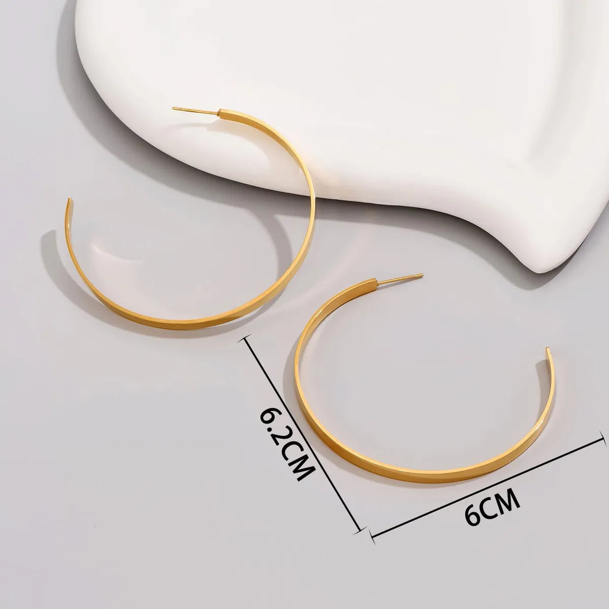 1 Pair Simple Style Classic Style C Shape Plating Titanium Steel Gold Plated Ear Studs