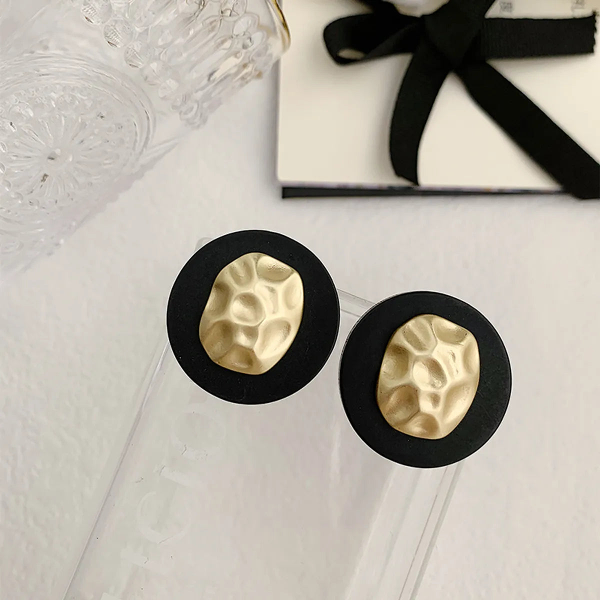 1 Pair Simple Style Classic Style Color Block Plating Alloy Gold Plated Ear Studs