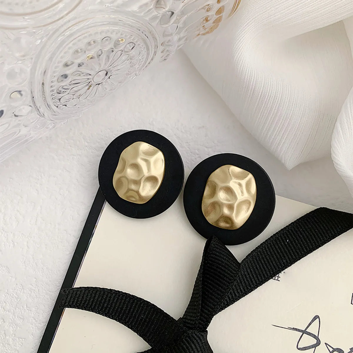 1 Pair Simple Style Classic Style Color Block Plating Alloy Gold Plated Ear Studs