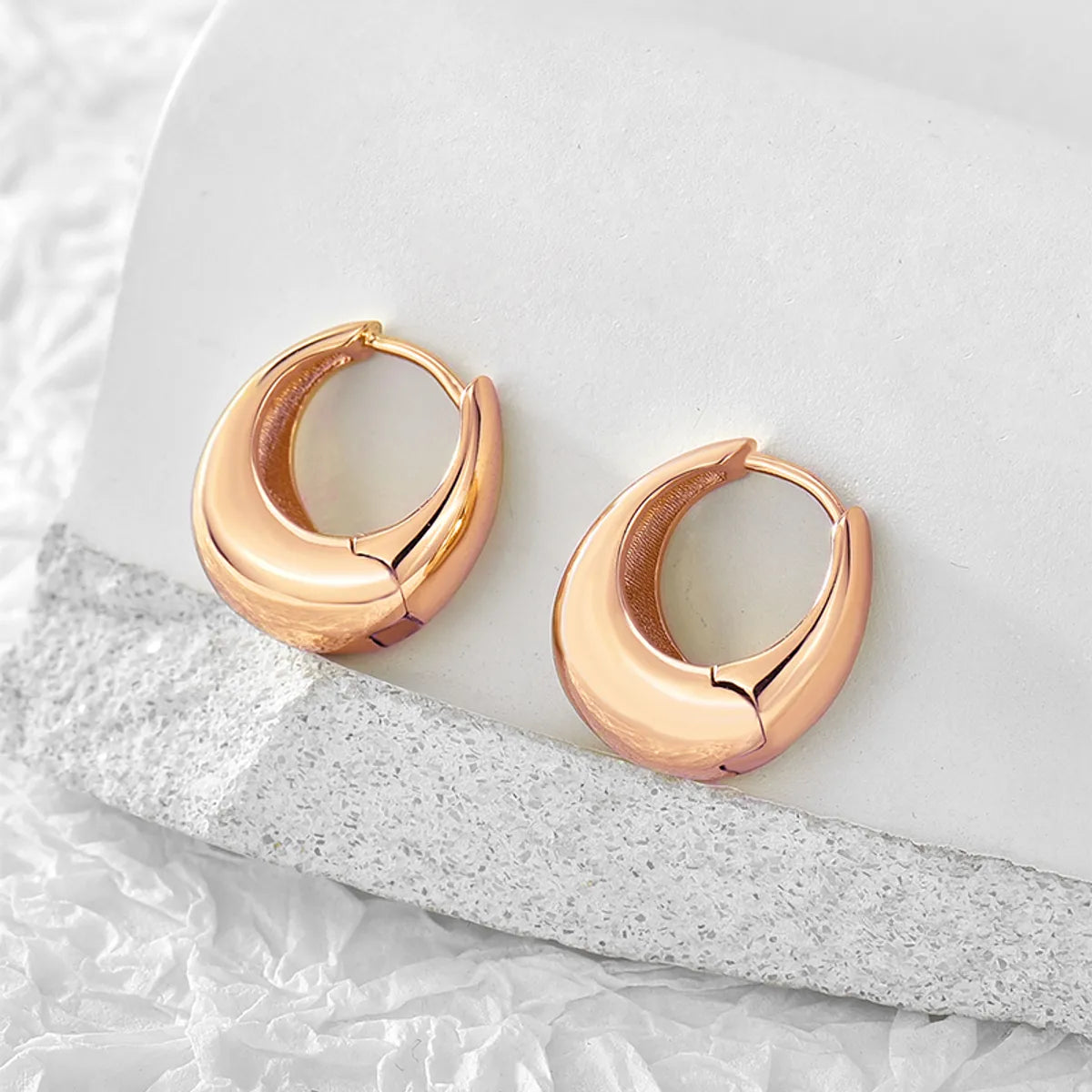 1 Pair Simple Style Classic Style Commute Geometric Plating Copper 18k Gold Plated Rose Gold Plated Silver Plated Earrings