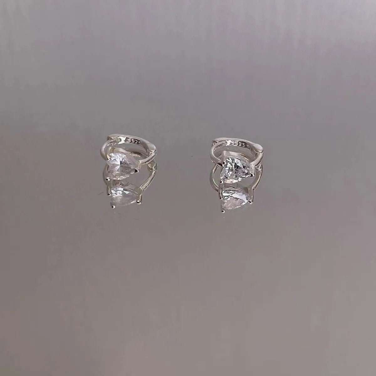 1 Pair Simple Style Classic Style Commute Solid Color Inlay Sterling Silver Zircon Ear Studs