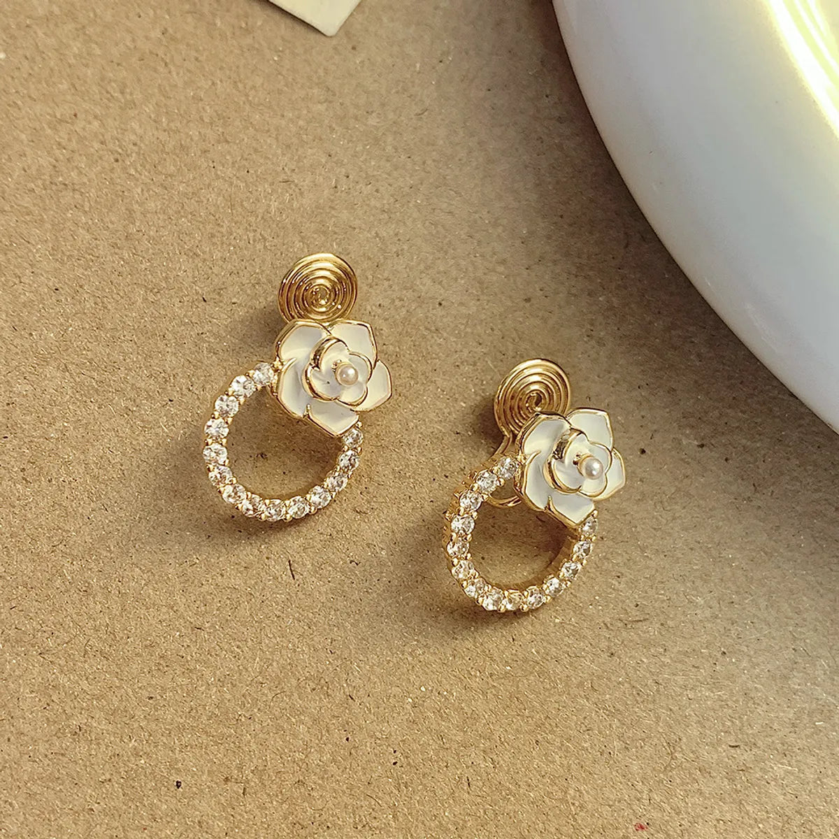 1 Pair Simple Style Classic Style Flower Inlay Copper Zircon 18K Gold Plated Ear Studs