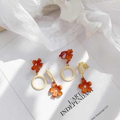 1 Pair Simple Style Classic Style Flower Patchwork Alloy Drop Earrings