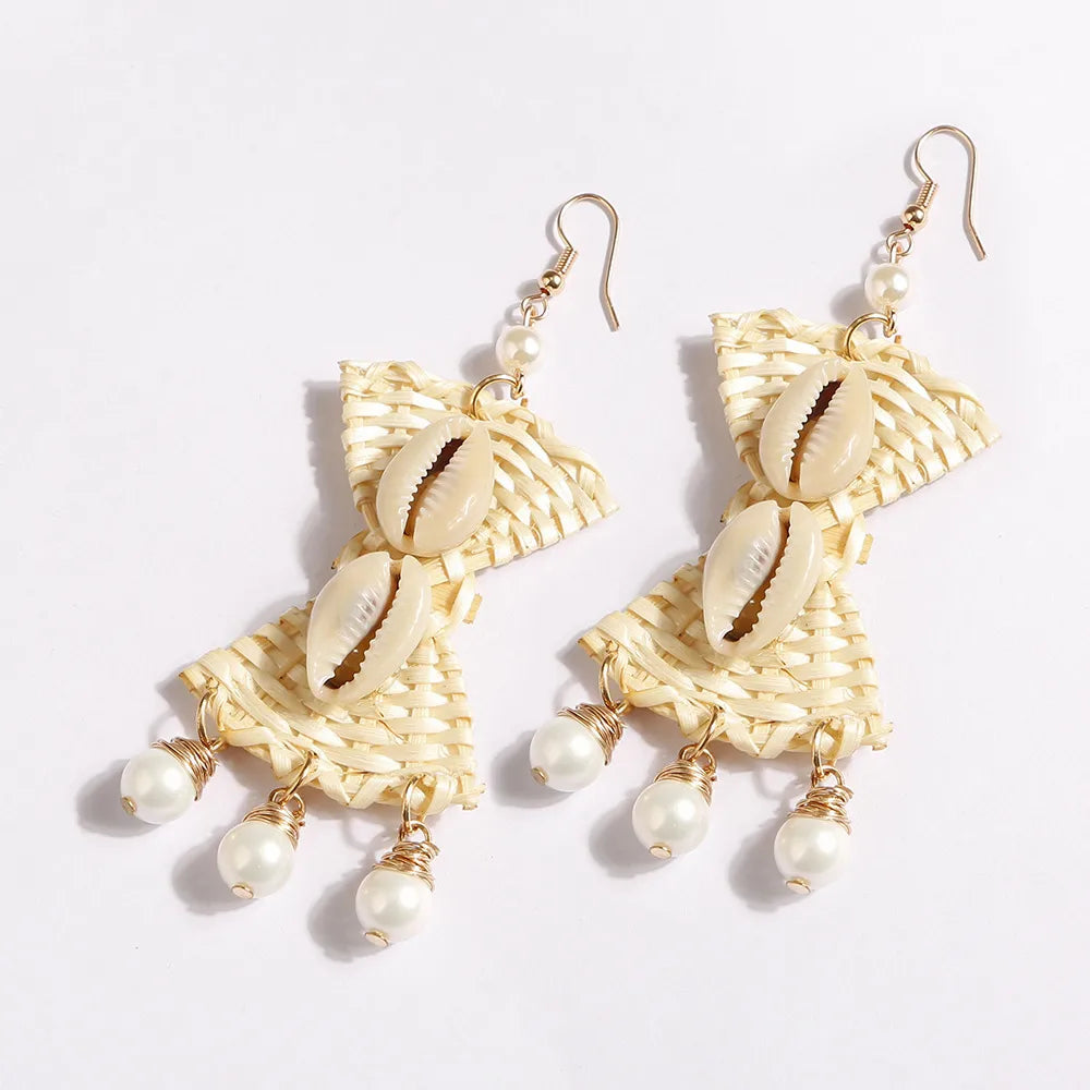 1 Pair Simple Style Classic Style Flower Patchwork Resin Shell Drop Earrings