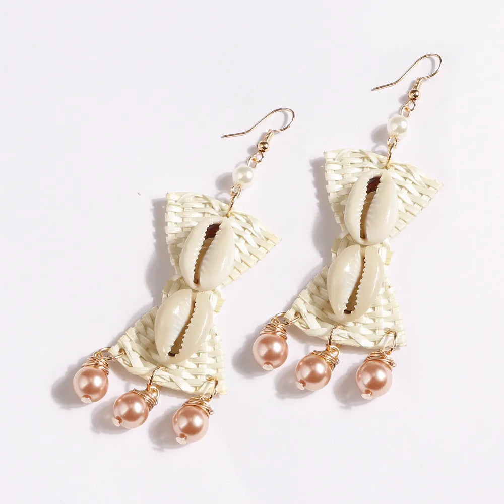 1 Pair Simple Style Classic Style Flower Patchwork Resin Shell Drop Earrings