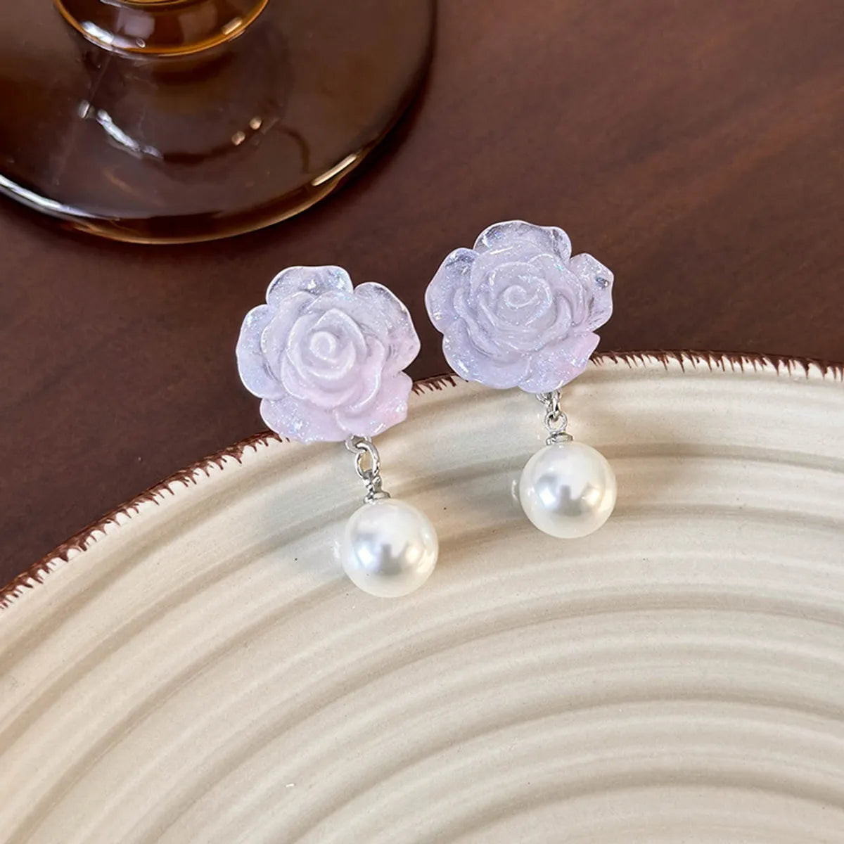 1 Pair Simple Style Classic Style Flower Patchwork Stoving Varnish Resin Drop Earrings