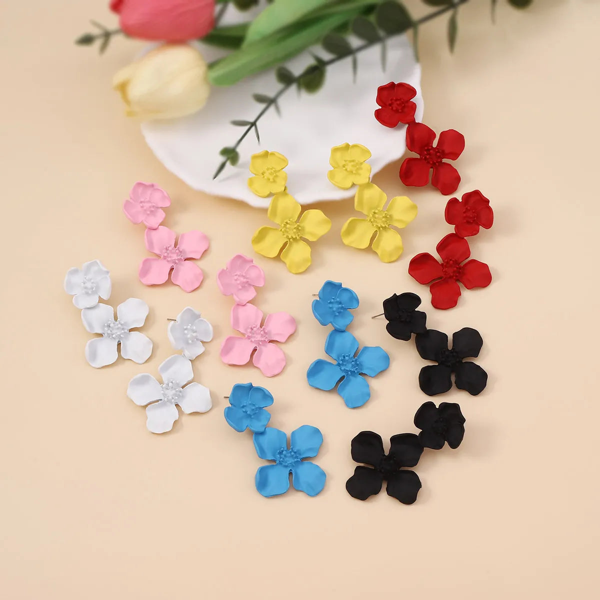 1 Pair Simple Style Classic Style Flower Patchwork Zinc Alloy Drop Earrings