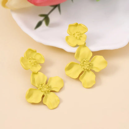 1 Pair Simple Style Classic Style Flower Patchwork Zinc Alloy Drop Earrings