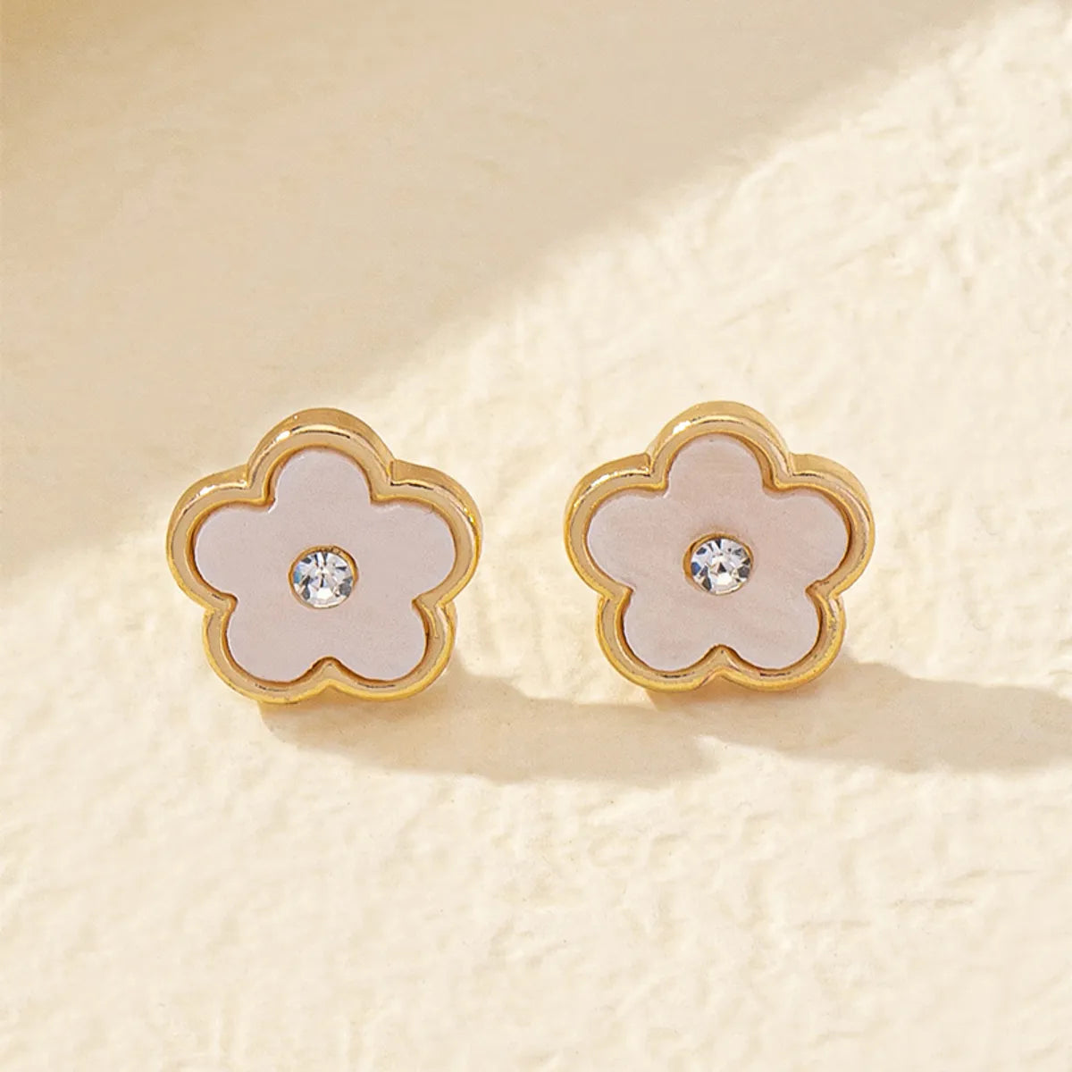 1 Pair Simple Style Classic Style Flower Plating Alloy Gold Plated Ear Studs