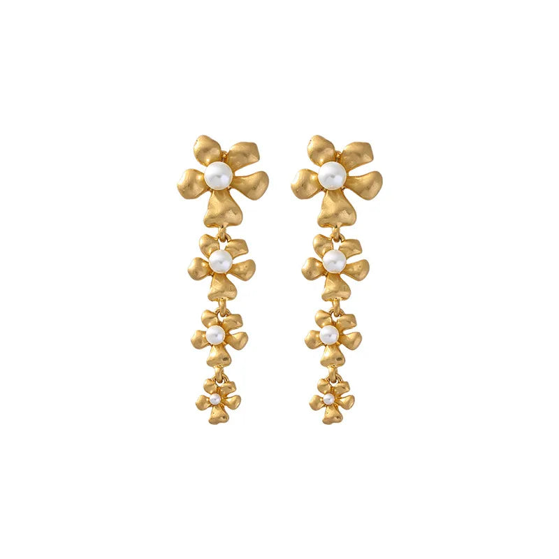 1 Pair Simple Style Classic Style Flower Plating Imitation Pearl Alloy Gold Plated Drop Earrings