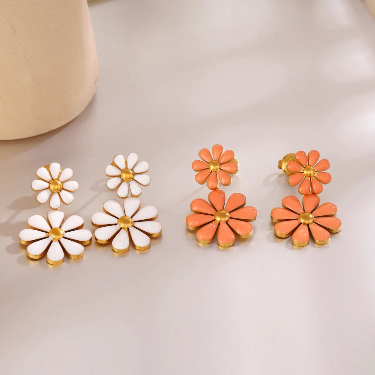 1 Pair Simple Style Classic Style Flower Plating Inlay 304 Stainless Steel Resin 18K Gold Plated Drop Earrings