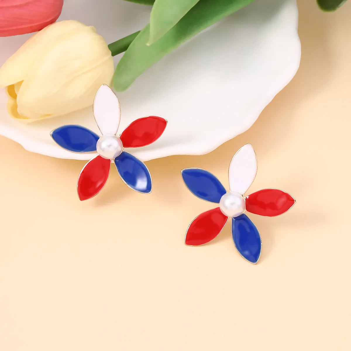 1 Pair Simple Style Classic Style Flower Plating Zinc Alloy Gold Plated Ear Studs