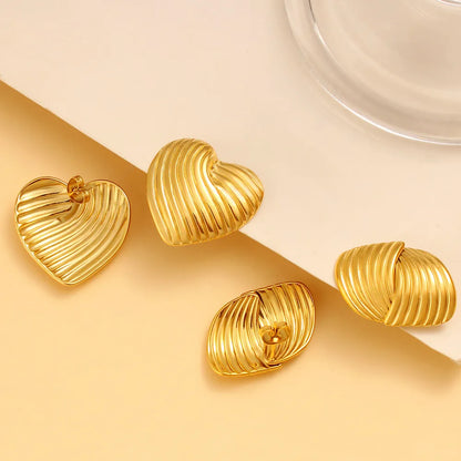 1 Pair Simple Style Classic Style Heart Shape Plating 304 Stainless Steel 316 Stainless Steel  18K Gold Plated Ear Studs