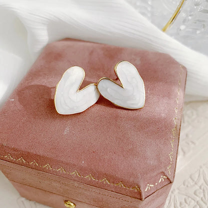 1 Pair Simple Style Classic Style Heart Shape Plating Alloy Gold Plated Ear Studs