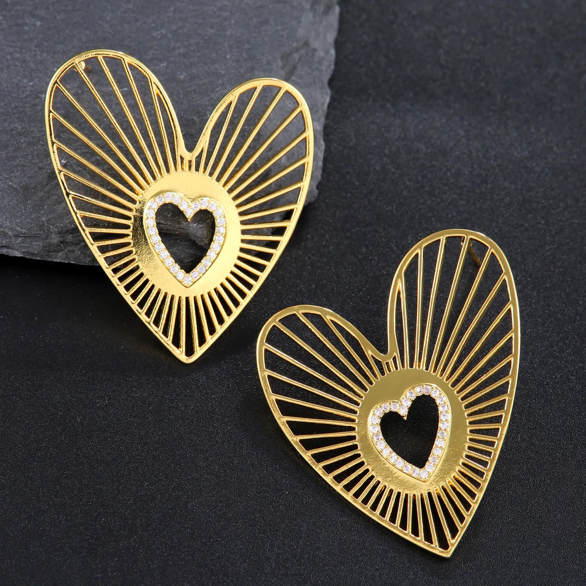 1 Pair Simple Style Classic Style Heart Shape Plating Inlay Copper Zircon 18K Gold Plated Ear Studs