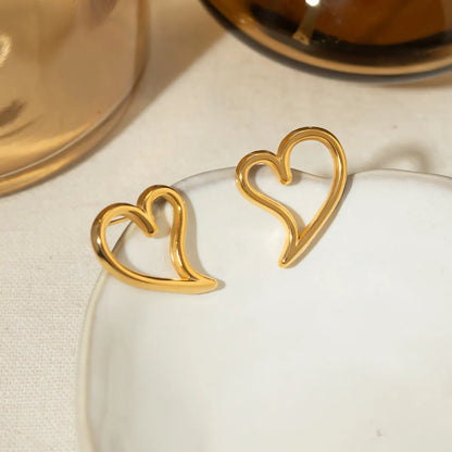 1 Pair Simple Style Classic Style Heart Shape Plating Stainless Steel 18K Gold Plated Ear Studs