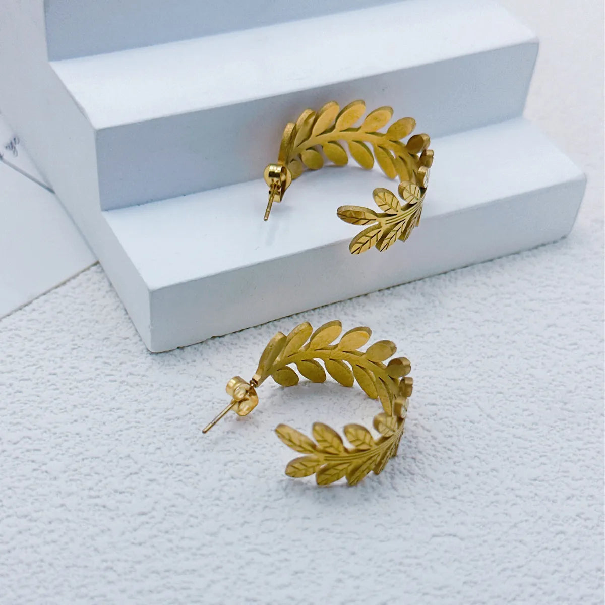 1 Pair Simple Style Classic Style Leaves Plating 304 Stainless Steel 18K Gold Plated Ear Studs