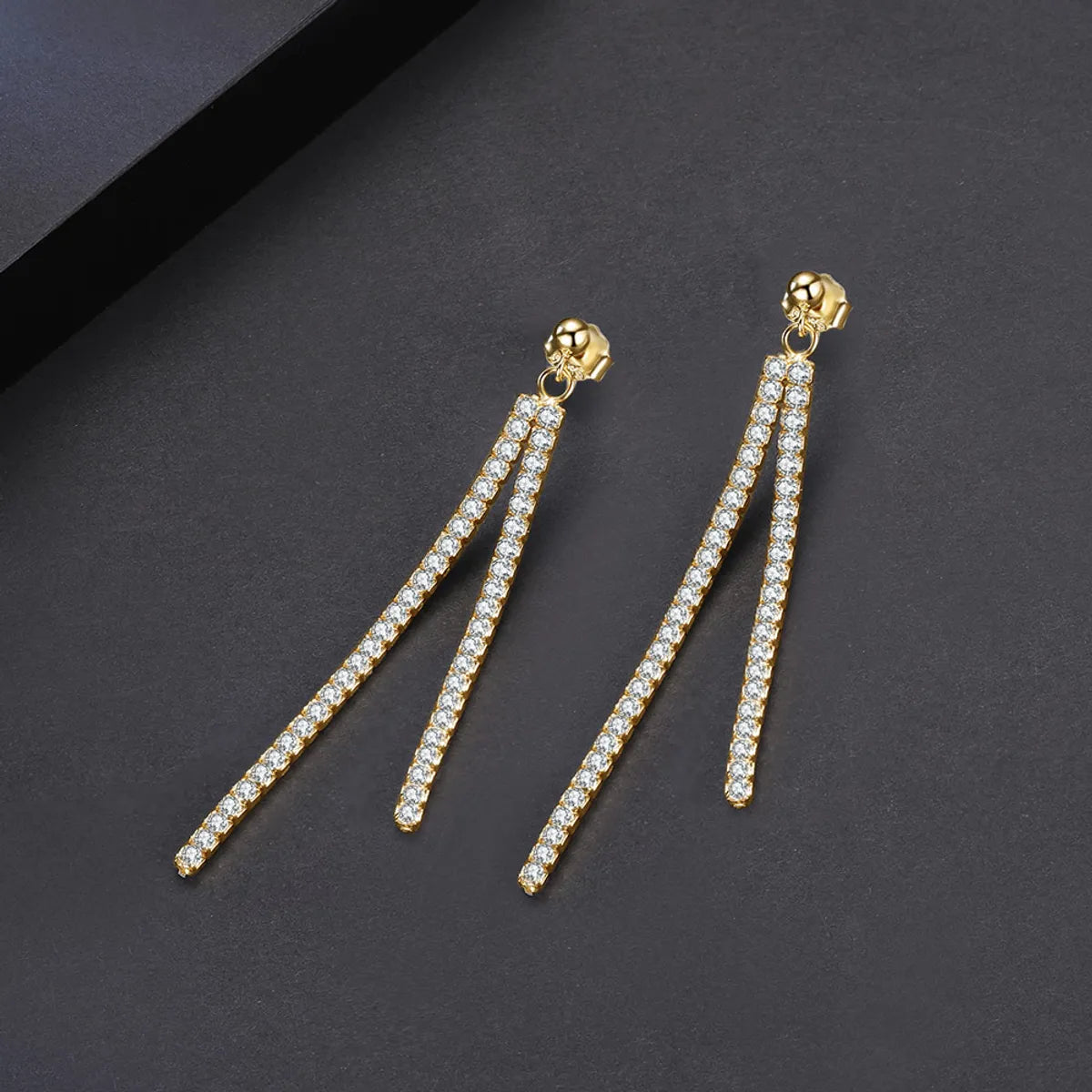 1 Pair Simple Style Classic Style Oversized Tassel Polishing Plating Inlay Sterling Silver Zircon White Gold Plated Drop Earrings