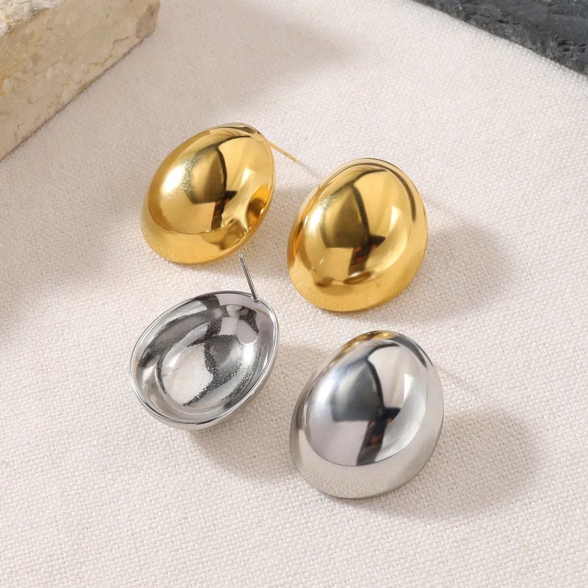 1 Pair Simple Style Classic Style Round Polishing Plating 304 Stainless Steel 18K Gold Plated Ear Studs