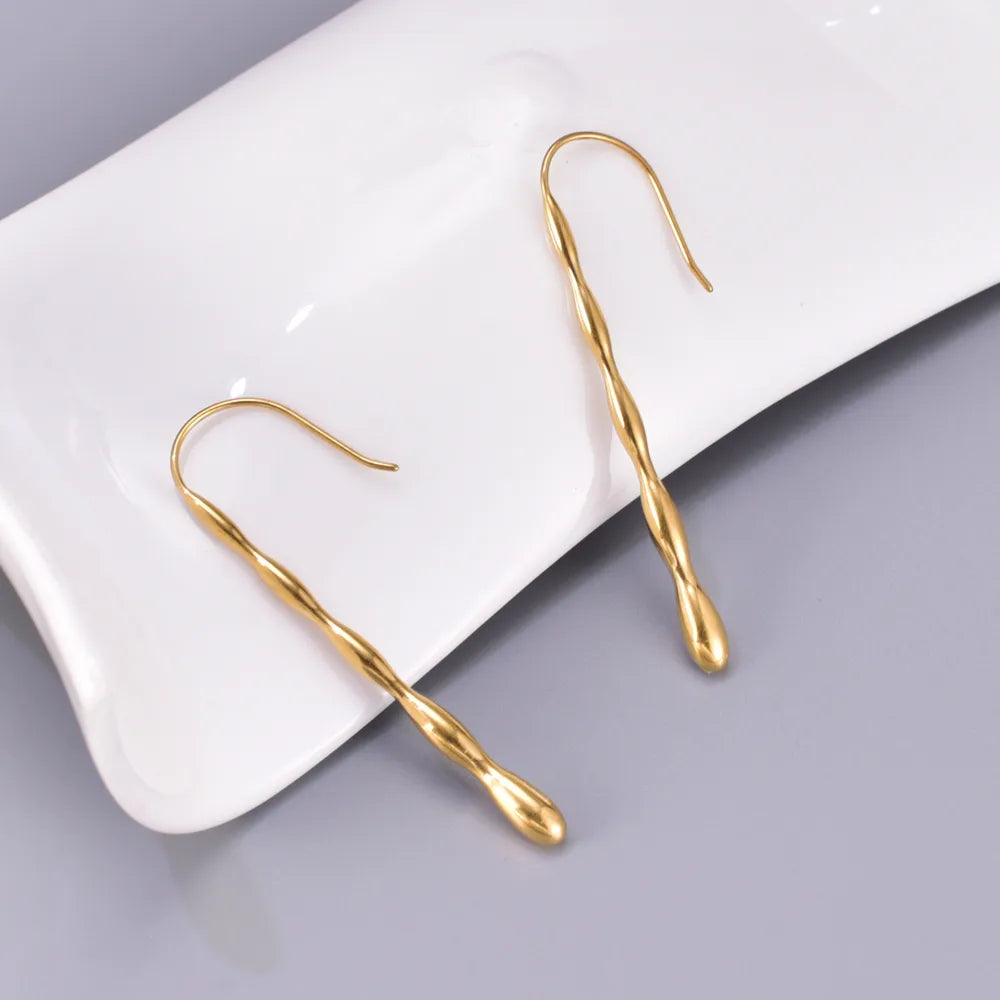 1 Pair Simple Style Classic Style Solid Color 304 Stainless Steel Titanium Steel 18K Gold Plated Drop Earrings