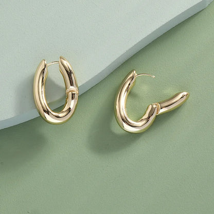 1 Pair Simple Style Classic Style Solid Color Alloy Earrings