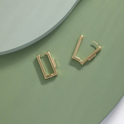 1 Pair Simple Style Classic Style Solid Color Alloy Earrings