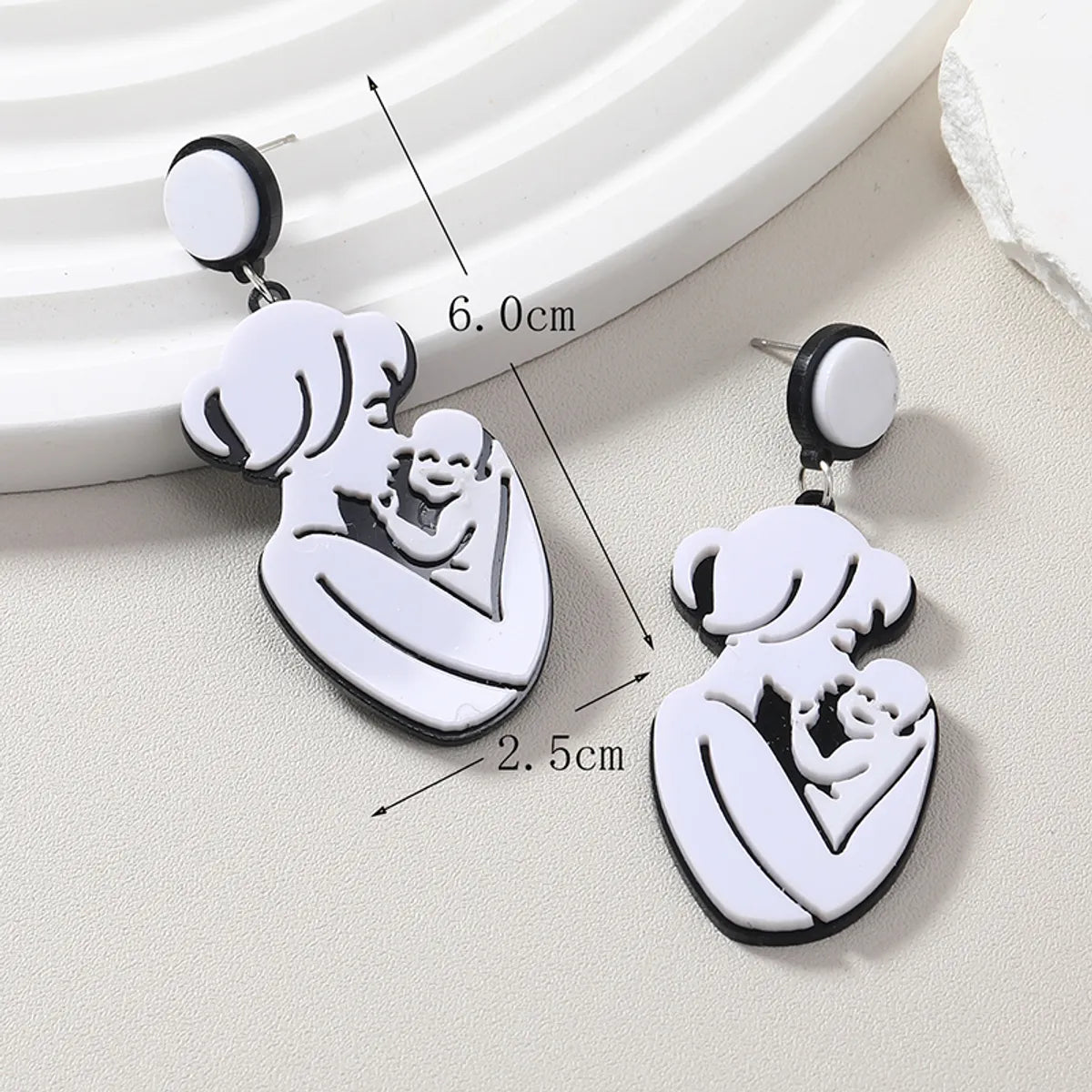 1 Pair Simple Style Classic Style Solid Color Asymmetrical Plating Arylic Silver Plated Drop Earrings