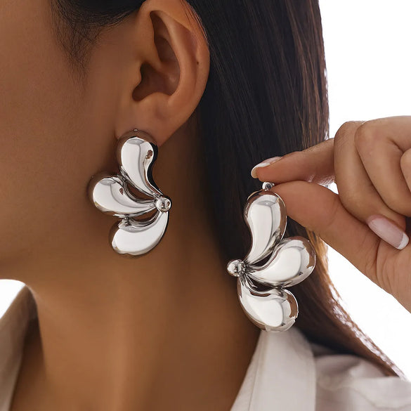 1 Pair Simple Style Classic Style Solid Color Irregular Plating Alloy Ear Studs