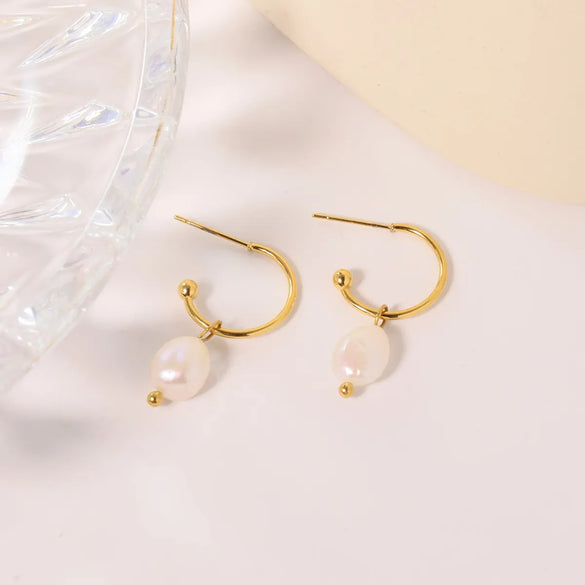 1 Pair Simple Style Classic Style Solid Color Patchwork Plating 304 Stainless Steel Pearl 18K Gold Plated Drop Earrings
