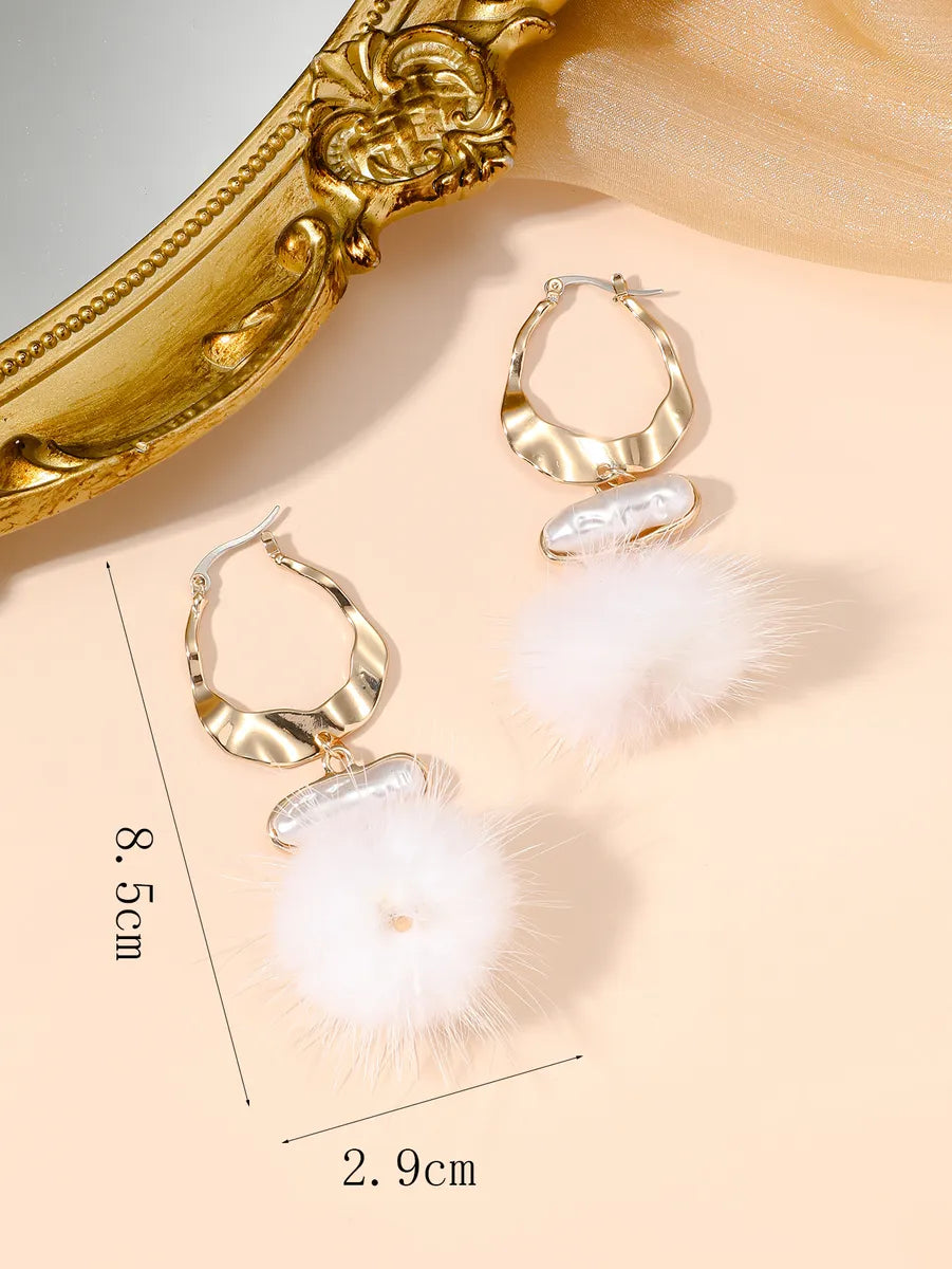 1 Pair Simple Style Classic Style Solid Color Plating Inlay Alloy Pearl Gold Plated Drop Earrings