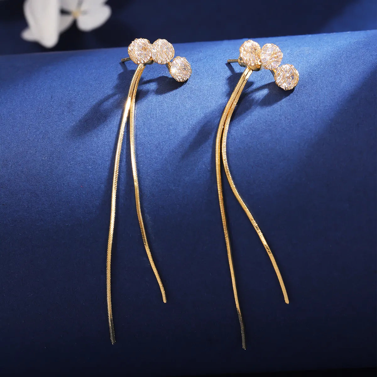 1 Pair Simple Style Classic Style Solid Color Plating Inlay Copper Rhinestones 18K Gold Plated Drop Earrings