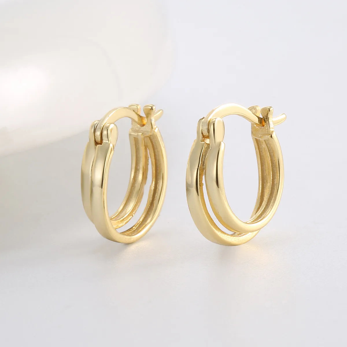 1 Pair Simple Style Classic Style Solid Color Plating Sterling Silver Earrings