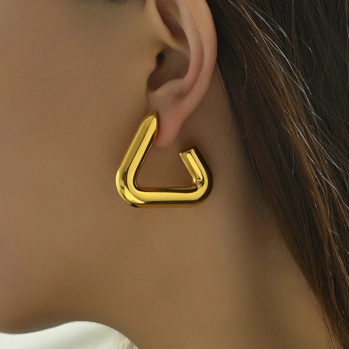 1 Pair Simple Style Classic Style Solid Color Plating Titanium Steel 18k Gold Plated Ear Studs