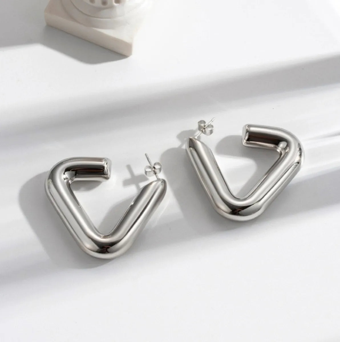 1 Pair Simple Style Classic Style Solid Color Plating Titanium Steel 18k Gold Plated Ear Studs