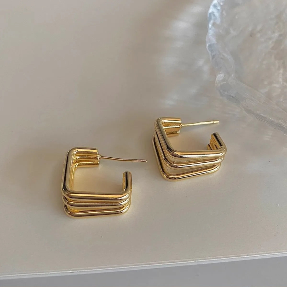 1 Pair Simple Style Classic Style Solid Color Plating Titanium Steel 18k Gold Plated Ear Studs