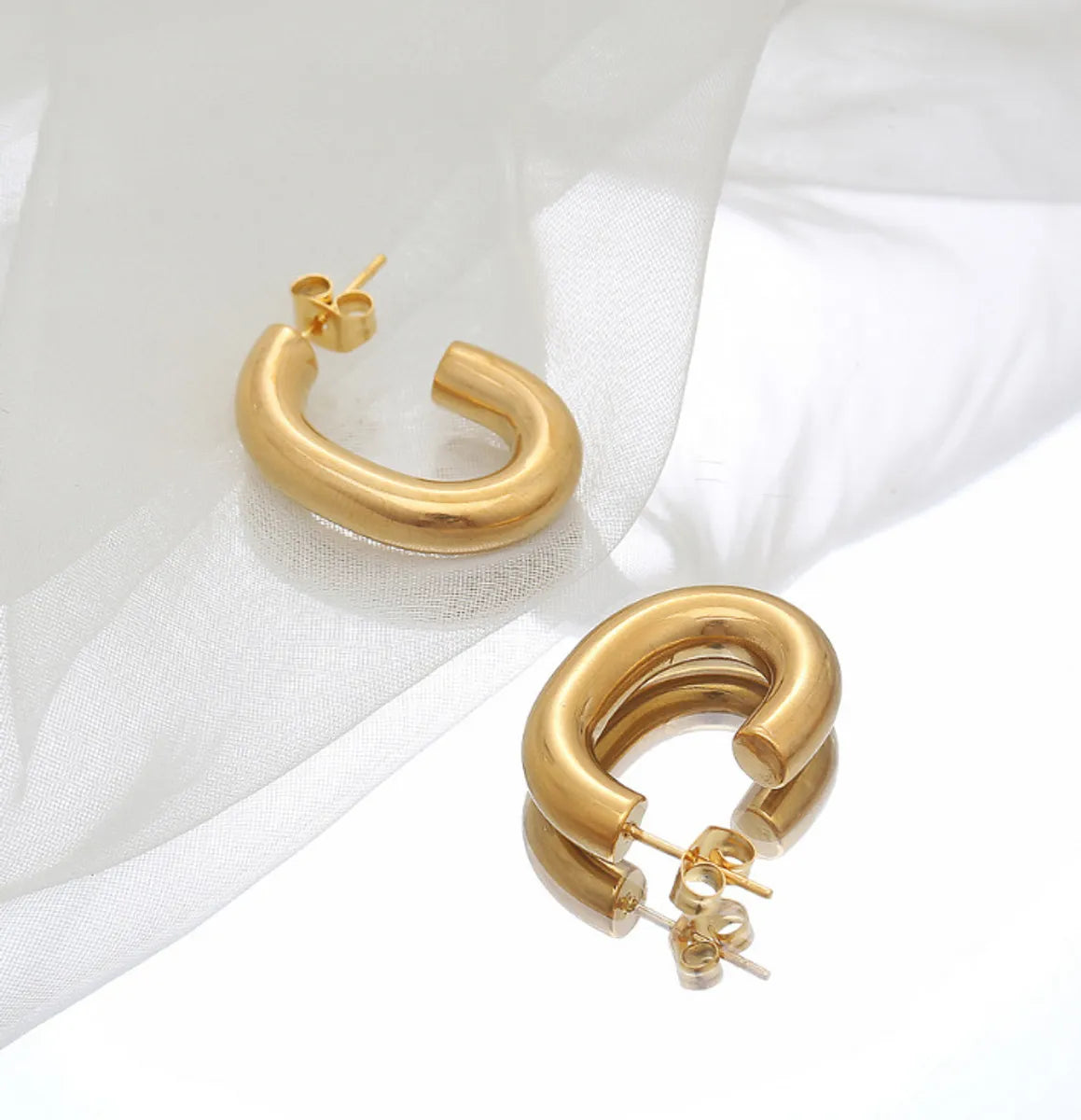 1 Pair Simple Style Classic Style Solid Color Plating Titanium Steel Gold Plated Ear Studs