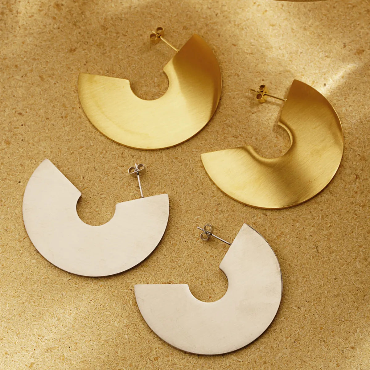 1 Pair Simple Style Classic Style Solid Color Plating Titanium Steel Gold Plated Ear Studs