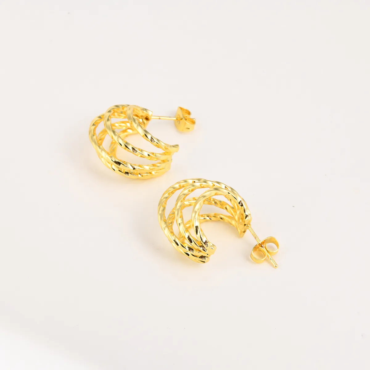 1 Pair Simple Style Classic Style Spiral Stripe Plating Copper 18K Gold Plated Ear Studs