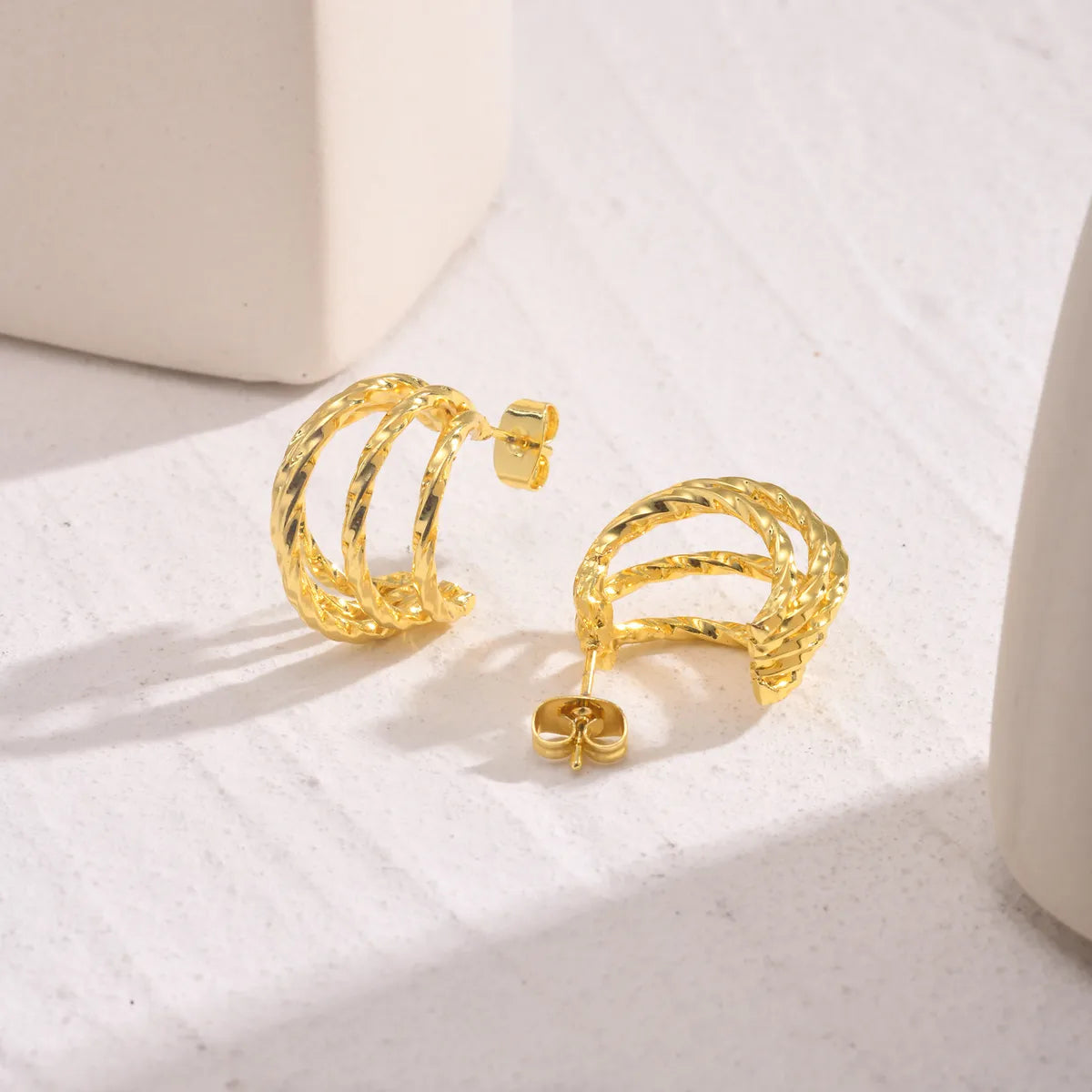 1 Pair Simple Style Classic Style Spiral Stripe Plating Copper 18K Gold Plated Ear Studs