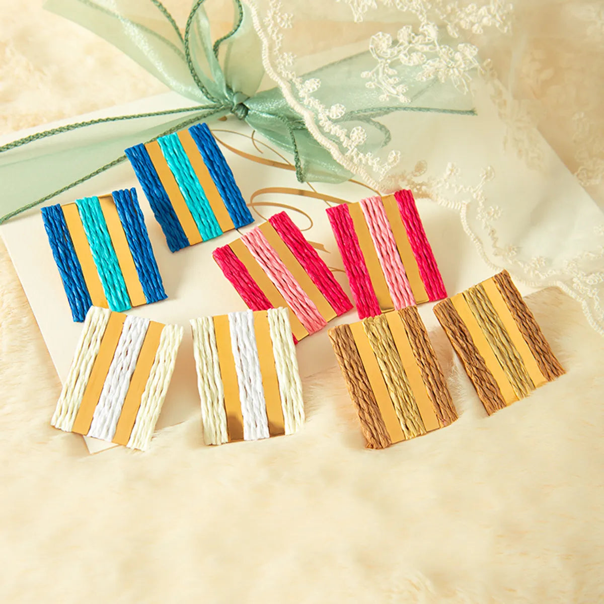 1 Pair Simple Style Classic Style Square Stripe Plating Stainless Steel Raffia Gold Plated Ear Studs