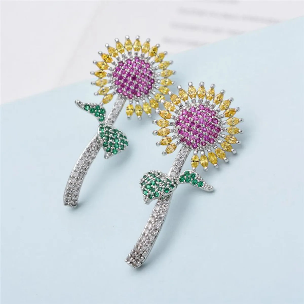 1 Pair Simple Style Classic Style Sunflower Plating Inlay Copper Zircon 18k Gold Plated Ear Studs