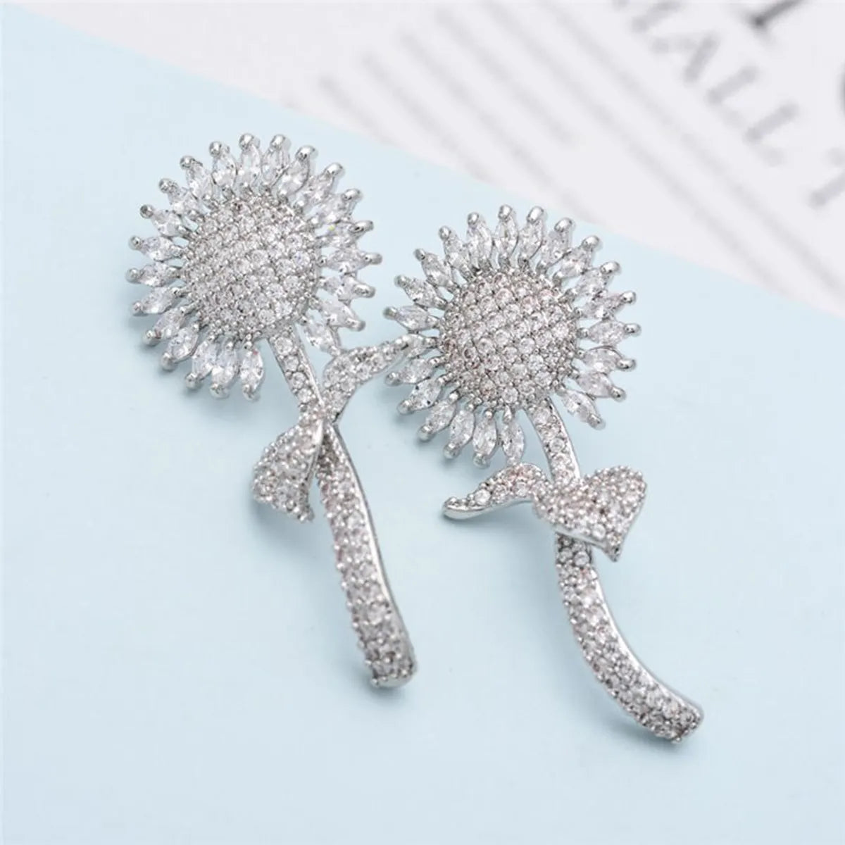 1 Pair Simple Style Classic Style Sunflower Plating Inlay Copper Zircon 18k Gold Plated Ear Studs