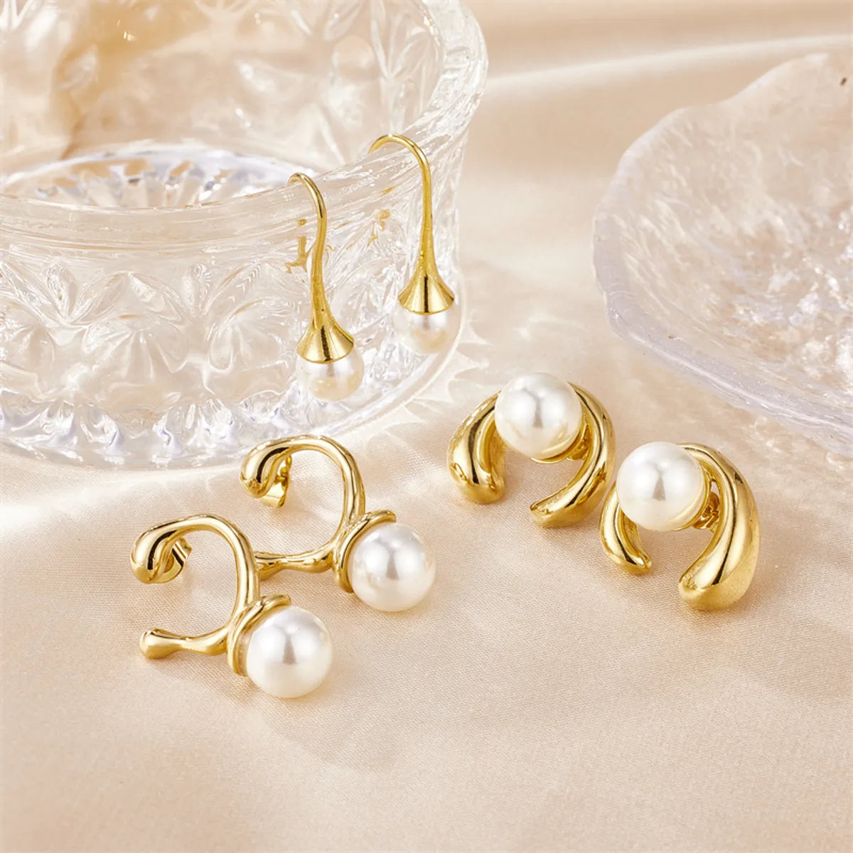 1 Pair Simple Style Classic Style Water Droplets Plating Stainless Steel Imitation Pearl 18k Gold Plated Earrings