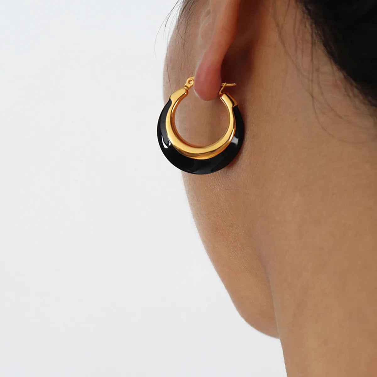 1 Pair Simple Style Color Block Plating Titanium Steel Hoop Earrings